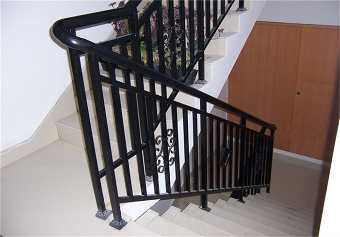 鐵藝樓梯扶手推薦